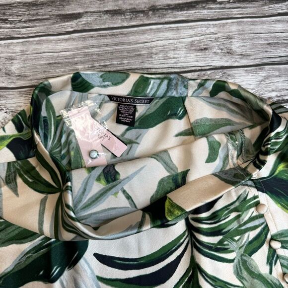 Victoria's Secret VS Women's Satin A Line Skirt Pale Pink Green XS Extra Small - Picture 3 of 13